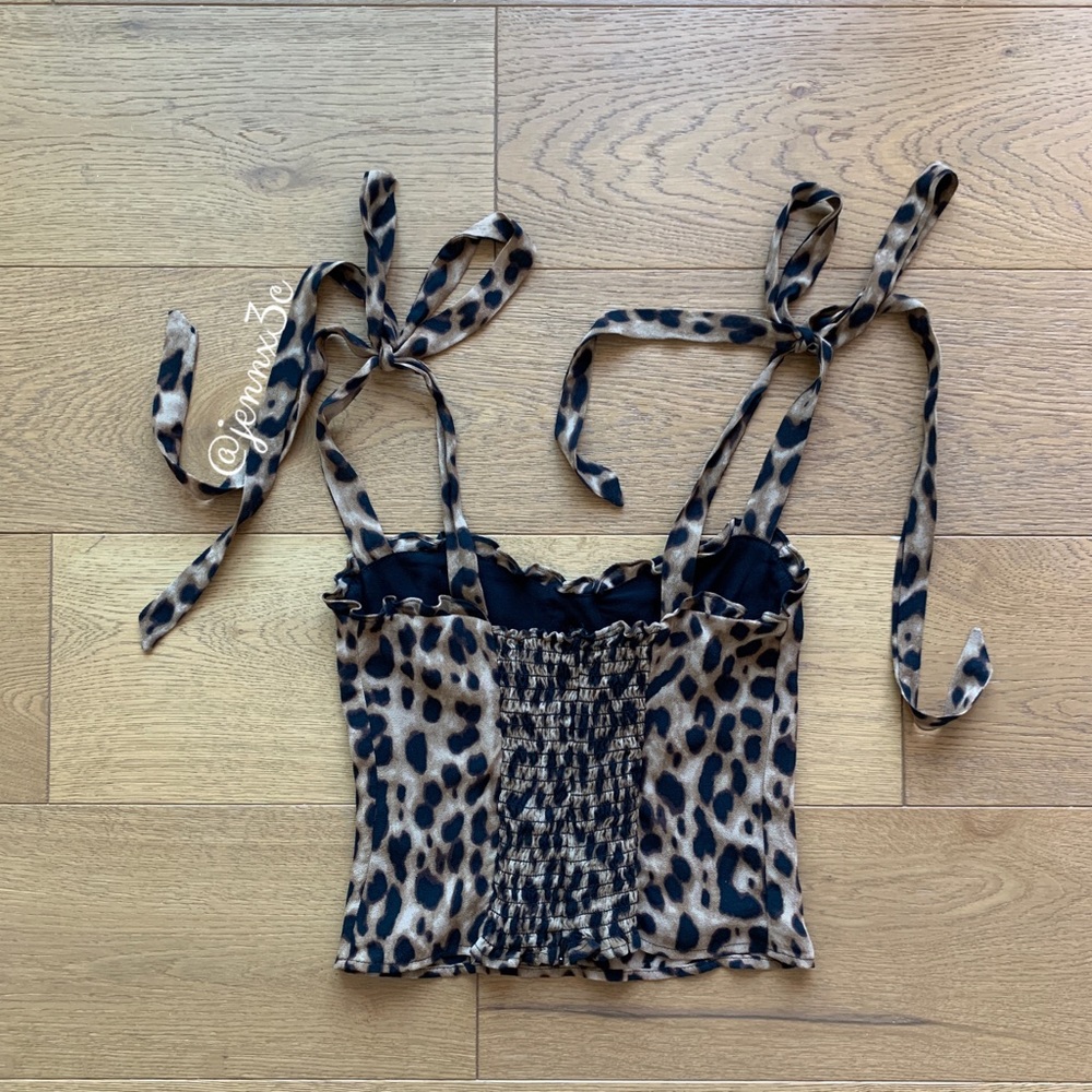 ❌[SOLD]❌Reformation Blanca Top || Leopard 🐆 - Picture 9 of 16